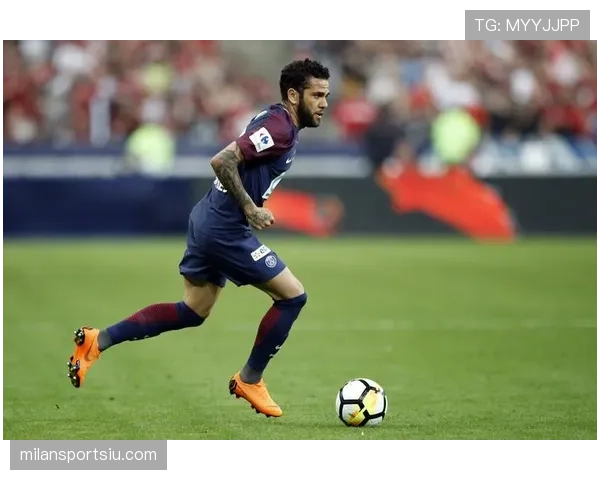 孔帕尼与阿尔维斯防守结构偏移下的体系驱动差异