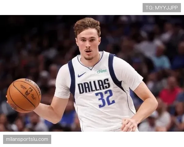 库珀·弗拉格无球跑位成催化剂 提升团队三分命中率明显