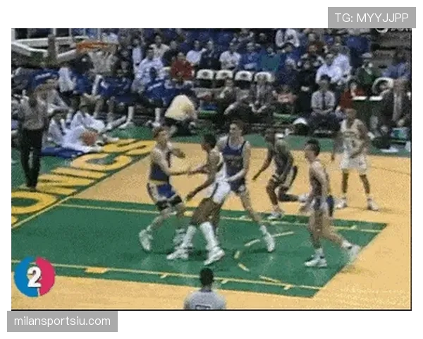 NBA比赛中的底线发球规则有哪些特殊规定需要球员注意？